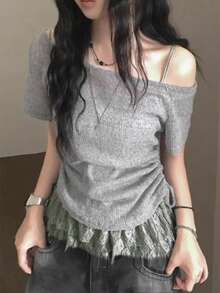 Bộ 2 món gồm áo croptop ren nhún bèo thắt nơ và áo hai dây, trang phục gợi cảm hở hang. - Xám - Xem 2