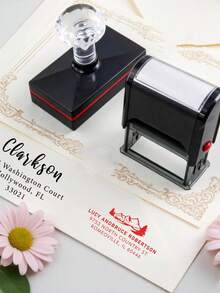 LICVIC Carimbo Personalizado de Endereço Residencial, Carimbo Personalizado de Endereço de Retorno em Estilo Minimalista Elegante, Adequado para Envio de Envelopes, 2 Tipos de Carimbo, Design Clássico de Etiqueta de Nome para Uso Diário no Escritório, Pode Ser Personalizado como Presente de Inauguração da Casa, Presente Prático do Dia das Mães para Família e Amigos, Presente Personalizável para Feriados - Estilo A - Visão 6