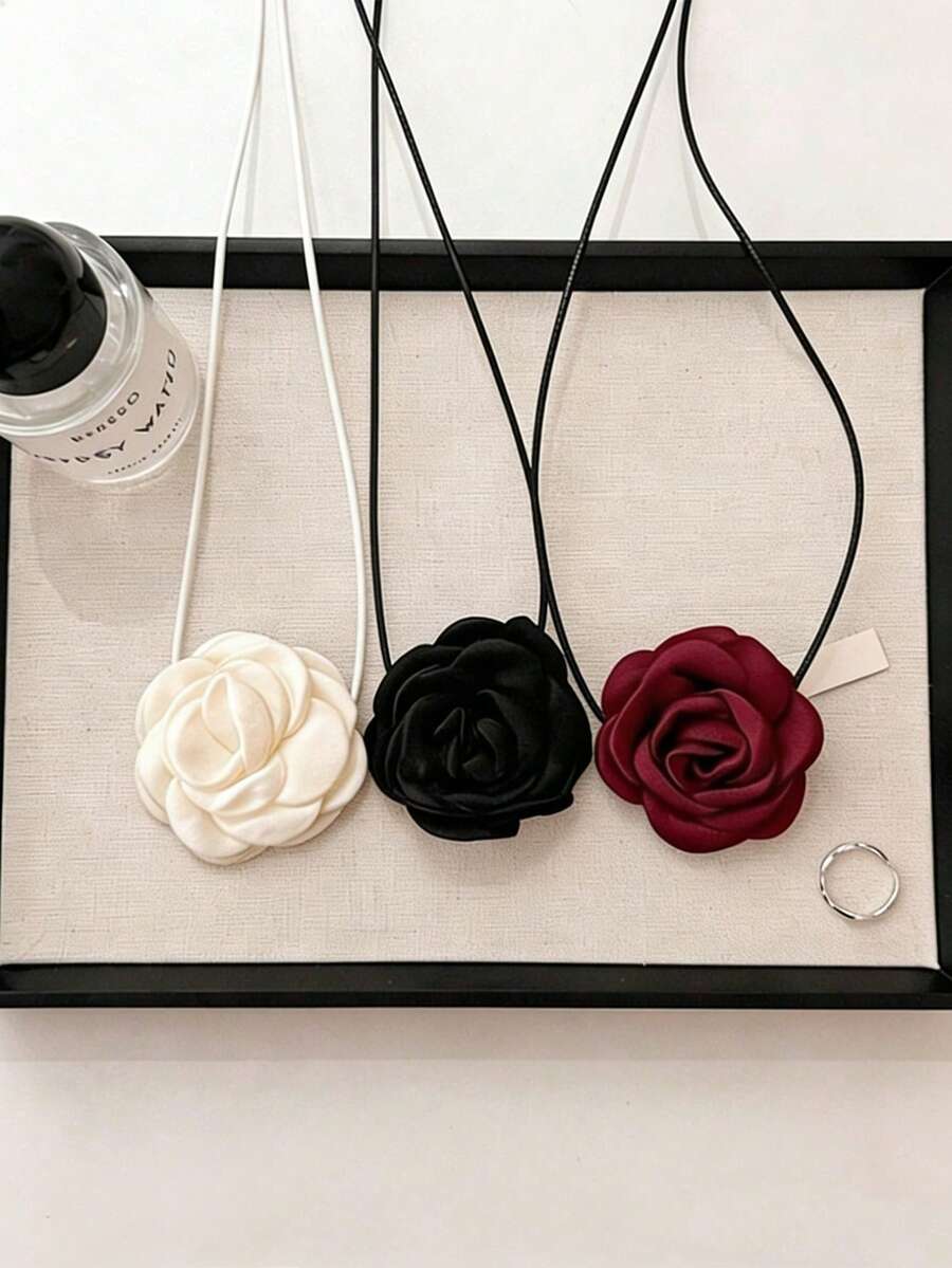 Bộ 3 chiếc vòng cổ hoa trà 3D mô phỏng tinh tế, vòng cổ choker hoa bằng vải thủ công. - Nhiều màu - Xem 1