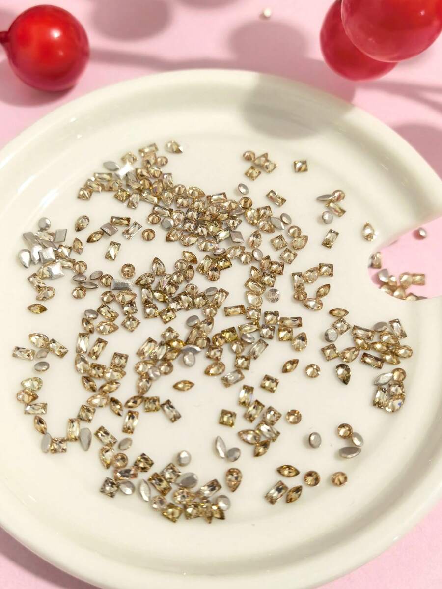 100pcs Mini Champagne Color Flat Bottom Zirconia Nail Art Decorations, Sparkling Assorted Shapes Including Heart And Square Nails - Champagne - View 1