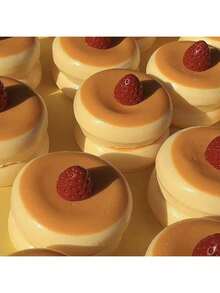 Pasteles de mousse de fresa y arándano Squishies, juguetes Squishy de pasteles de estrés realistas, juegos de fiesta, suministros para despedidas de soltera, juguetes de empanadillas aplastadas, juguetes para fiestas de cumpleaños - multicolor - Ver 7