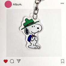 SNOOPY 这款2026新款史努比钥匙扣设计精致可爱，质地细腻耐用，非常适合挂在钥匙上或包包上。经典的卡通人物充满可爱和趣味，在日常生活中用途广泛，彰显个性。 - 彩色 - 查看 3