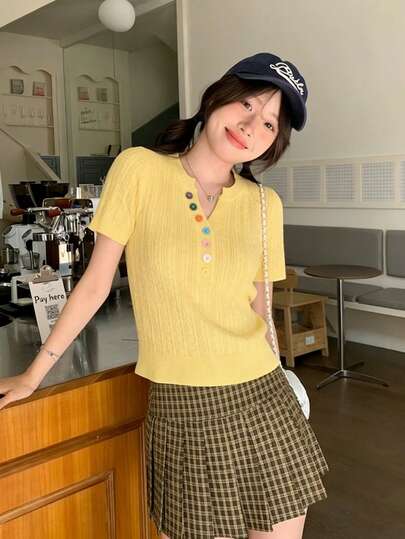 彩色纽扣V领修身针织毛衣，修身套头衫（纽扣颜色随机），夏季