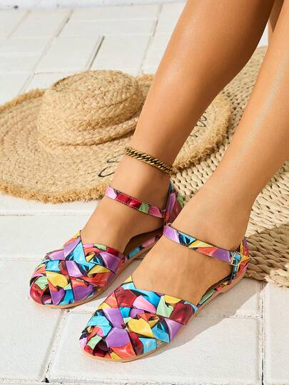 Giày Mary Jane thoải mái dành cho nữ, thiết kế khoét rỗng, thích hợp đi biển và công sở.