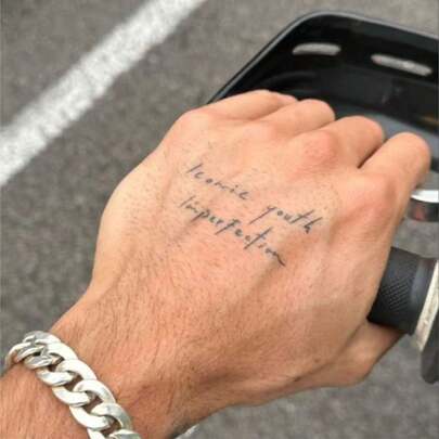 1 miếng hình xăm tạm thời thảo dược, giữ màu 7-14 ngày, họa tiết trừu tượng tối giản bí ẩn và cụm từ tiếng Anh, hình xăm dán chống thấm nước dành cho nam giới.