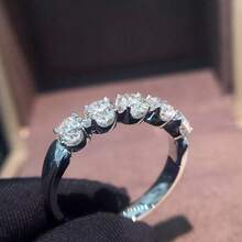 1 chiếc nhẫn đính hôn nữ, kiểu dáng thời trang và thanh lịch, làm từ hợp kim, đính 5 viên đá Zirconia, thích hợp để đeo hàng ngày, dự đám cưới, lễ đính hôn, tiệc tùng, làm trang sức, quà tặng ngày Valentine, quà sinh nhật. - Bạc - Xem 3