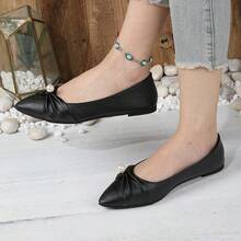 Women's Flat Shoes, Soft Bottom Comfortable Gentle Shoes, Spring/Autumn Pointed Toe Casual Loafers - Black - View 1