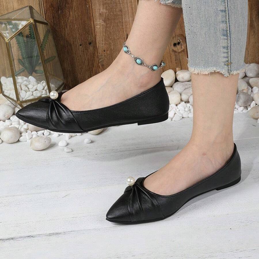 Women's Flat Shoes, Soft Bottom Comfortable Gentle Shoes, Spring/Autumn Pointed Toe Casual Loafers - Black - View 1