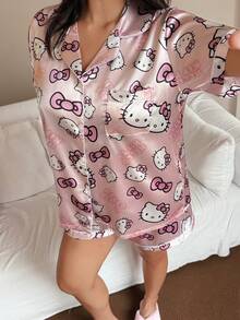 Sanrio Hello Kitty 2026 大尺碼真絲睡衣套裝，短袖前開扣翻領蝴蝶結卡通可愛款，前口袋對比滾邊設計 - 粉色 - 查看 3