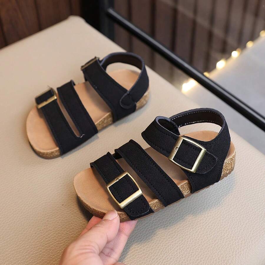 1 đôi dép xăng đan mùa hè cho trẻ em, họa tiết kẻ caro cổ điển, 3 quai, hở mũi, đế mềm chống trượt, giày đi biển cho trẻ nhỏ, kiểu dáng thường ngày và thời trang cho bé trai và bé gái. - màu đen - Xem 1