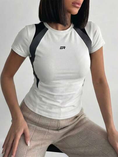 This Casual, Stylish, Sporty American-Style Cropped T-Shirt Features A Flattering, Fitted Design With A Round Neck And Contrasting Lettering, Perfect For Travel, Gatherings With Friends, Parties, Shopping, Street Photography, Sports, Dancing, Fitness, And Everyday Wear.