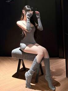 袖子 2+ 连衣裙 1+ 袜子 2，COS 热辣女孩针织连衣裙灰色修身镂空二维暗风性感 COS 套装 - 灰色 - 查看 3