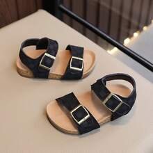 1 par de sandalias de verano con 3 correas y estampado de cuadros retro para niños, sandalias de playa con suela blanda antideslizante para niños y niñas, casuales y de moda - Negro - Ver 3