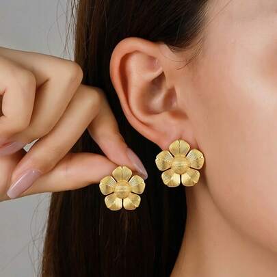 Floral Earrings, Cute Nature-Inspired Sweet And Fresh Style, Gold Minimalist Natural Vibe, Fashionable Jewelry For Women's Dresses, Student Accessories, Princess Style, Suitable For Summer Travel, Daily Wear, School, Evening Party, Gift For Family, Friends, Sisters, Valentine's Day, Mother's Day