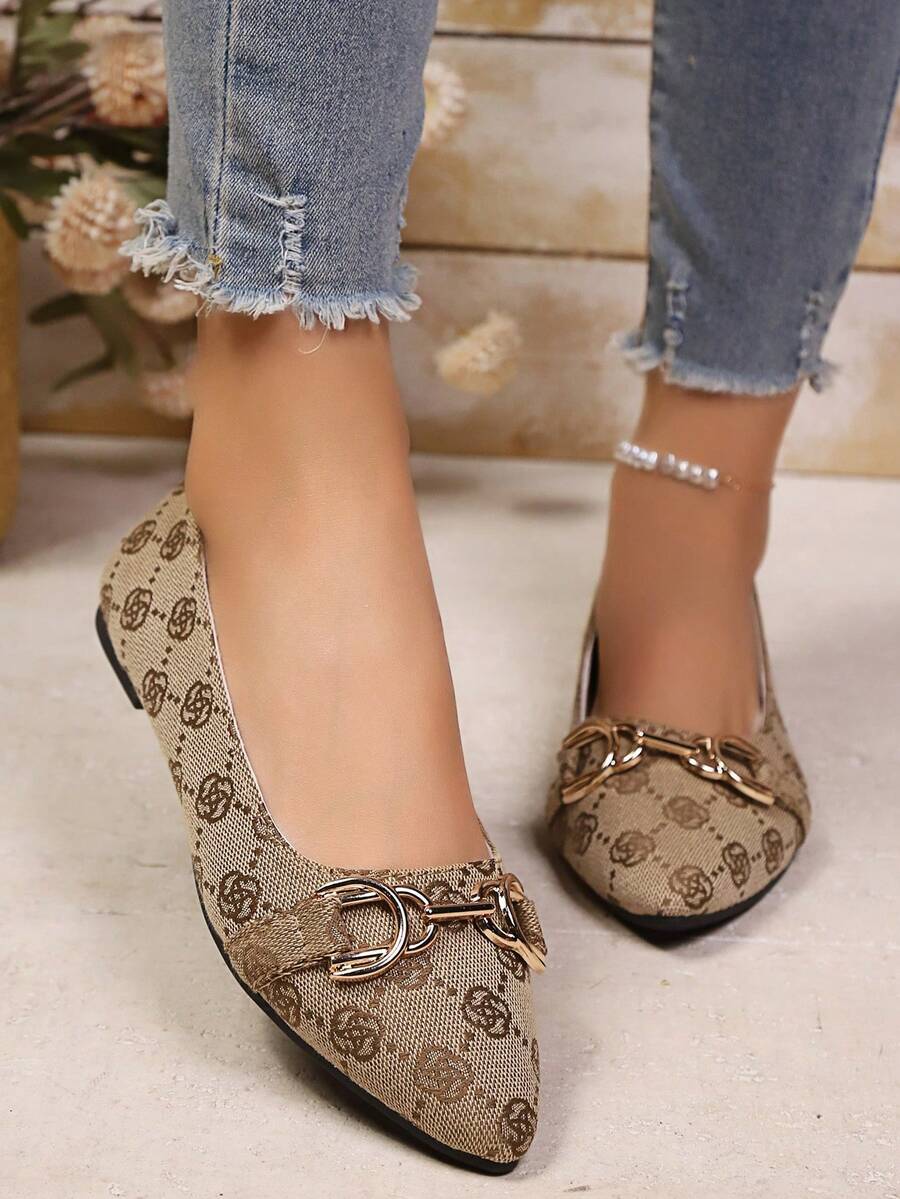 Sapatos de Bico Fino com Fivela Dourada Femininos, Sapatos Casuais de Couro com Estampa de Rosa da Moda para Negócios, Escritório, Casa, Uso Externo, Confortáveis e Respiráveis - Castanho - Visão 1