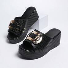 Sandalias de cuña con correa de cuero sintético texturizado negro para mujer, plataforma cómoda, versátil para uso casual, trabajo, fiesta, playa, verano - Negro - Ver 7