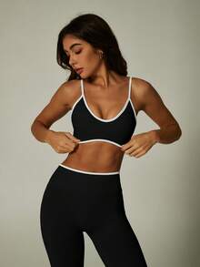 UONNOU Peach Butt-Lifting Fitness Set, Contrast Color V-Neck Spaghetti Strap Sports Bra & Leggings - Black - View 4