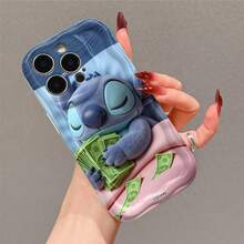 Disney Lilo & Stitch Stitch Phone Case – Plush-Style Stitch Sleeping While Hugging Stacked Dollar Bills, Gradient Blue-Pink Wavy Background With Money Accents, Shockproof Protective Cover For IPhone 17, 16, 15, 14, 13, 12, And 11 Pro Models.. A Fun Gift For Family, Friends, Birthdays, Holidays, And Special Occasions. - 白色 - 查看 3
