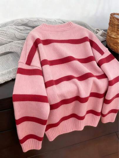 Áo len dài tay kẻ sọc sáng màu dành cho nữ cỡ lớn, chất liệu mềm mại và thoải mái, thích hợp mặc mùa thu/đông, màu hồng xuân.