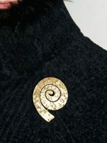 1pc Fashionable Exaggerated Geometric Spiral Pattern Brooch, Luxury High-End Decoration For Coat, Shirt, Suit, Hammered Swirl Metal Pin, Suitable For Daily, Casual Accessories, Unisex - Multicolor - View 5