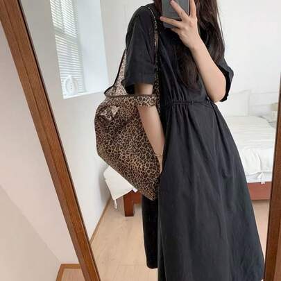 1/2 Túi Tote Gấp Gọn Họa Tiết Da Báo - Được làm từ chất liệu nylon/polyester nhẹ, với thiết kế họa tiết chấm nâu, túi xách thông thường chống thấm nước, phù hợp cho du lịch, công sở, mua sắm siêu thị, sử dụng hàng ngày và trang phục thường ngày, túi xách đa năng thời trang, túi tote vải bố, túi in họa tiết da báo dành cho nữ, túi xách dung tích lớn, túi mua sắm, túi quà tặng, túi đi biển dành cho nữ, túi tote dung tích lớn dành cho nữ, rất phù hợp cho người đi làm, nhân viên văn phòng, du khách, sinh viên, quà tặng cá nhân, túi mua sắm mới chất lượng cao, lựa chọn tốt nhất cho quà tặng ngày lễ.