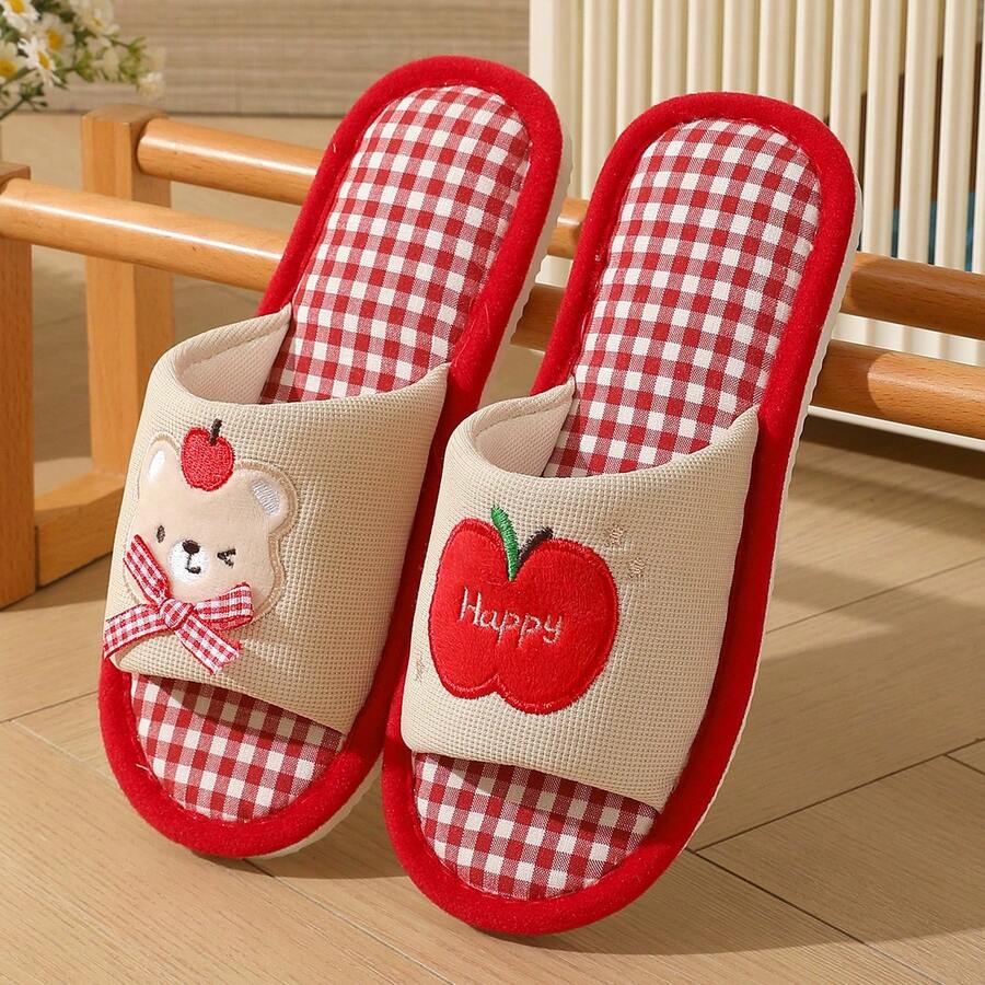 OBOVAY 女士休闲丝绒刺绣草莓图案家居拖鞋，秋冬季 - 小熊蘋果紅色 - 查看 1