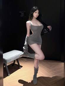 袖子 2+ 连衣裙 1+ 袜子 2，COS 热辣女孩针织连衣裙灰色修身镂空二维暗风性感 COS 套装 - 灰色 - 查看 2