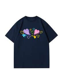 SHEIN | Care Bears Áo thun nữ tay ngắn mùa hè cổ điển hình gấu hồng hoạt hình, họa tiết trái tim tương phản trước và sau, sự kết hợp giữa phong cách retro Mỹ và thẩm mỹ thiên niên kỷ Y2K, hoàn hảo cho việc phối đồ nhiều lớp, phù hợp cho các buổi hẹn hò, chụp ảnh đường phố, cuộc sống học đường, dã ngoại mùa hè, kỳ nghỉ hàng ngày, các bữa tiệc retro, mua sắm và hơn thế nữa. Một chiếc áo tay ngắn không thể thiếu cho trang phục phong cách retro Mỹ. - Màu xanh hải quân - Xem 3