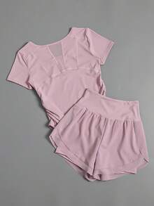 Fashionable 2-Piece Women's Yoga Sports Set, Casual Women's Yoga T-Shirt With Short Sleeves, Waist-Cinching, Ruched, Breathable Short Sleeves, High-Waisted, Butt-Lifting Yoga Sports Shorts, Anti-Exposure Design, With Pockets, Suitable For Running, Yoga, Tennis, Workouts, Cycling, Casual Outings, Evening Dates, And As A Gift For Independence Day, Labor Day, Halloween,  & Fall/Winter - Hồng + Tím hồng - Xem 12