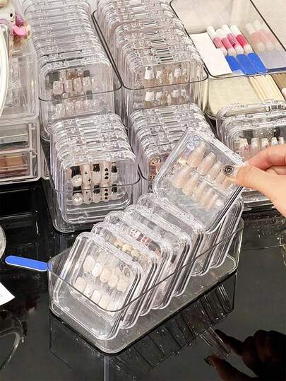 Hộp đựng dụng cụ làm móng trong suốt (24 chiếc/16 chiếc/10 chiếc/6 chiếc), hộp trưng bày móng giả bằng nhựa trong suốt có nắp khóa an toàn, hộp đựng móng xếp chồng được dùng để đựng móng dán, móng giả acrylic, phụ kiện làm móng, quà tặng cho phụ nữ.