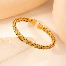 新款复古编织扭纹不锈钢手链，嘻哈风格钉子造型男女通用饰品，可叠戴的缆绳手镯，适合派对、日常佩戴和送礼。 - 手鐲 - 查看 5