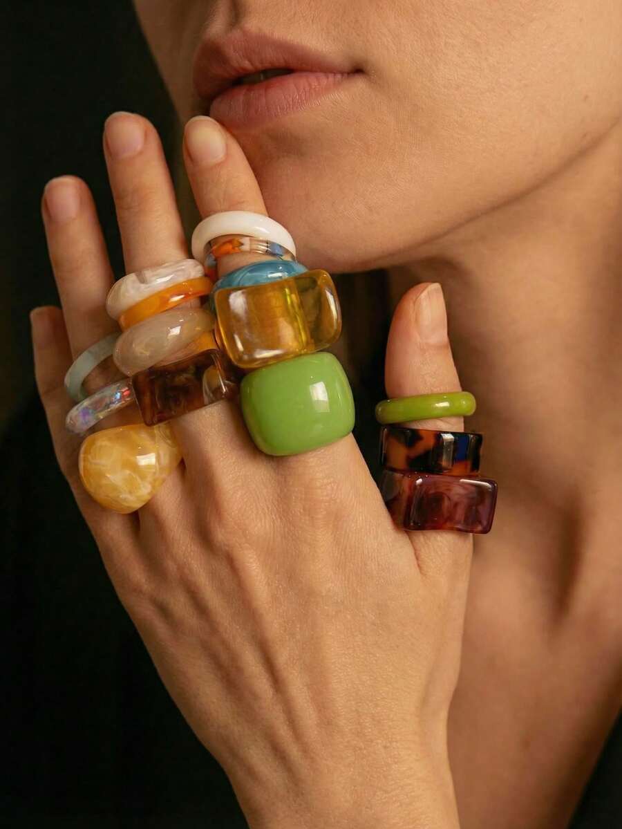 CHOSHILAR 15 piezas Juego de anillos de resina, estilo vintage Y2K, anillos apilables gruesos, anillos de mujer multicolor (Debido al proceso de teñido anudado hecho a mano, cada anillo tiene un patrón único y puede haber algunas variaciones de color entre lotes)