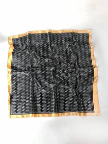 1条女士黑色几何花卉印花方巾，百搭时尚，尺寸90x90厘米，适合夏季、海滩、度假时用作头巾或方巾，也是旅行必备单品。 - 黑色 - 查看 3