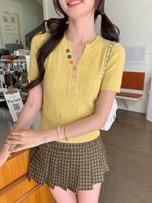 Colorful Button V-Neck Fitted Knit Sweater, Slimming Pullover Top (Button Color Random), Summer - Yellow - View 4