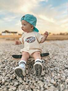 1 st. kreativ tecknad t-shirt med bokstäver och slogan, enkel rund hals, kortärmad för spädbarn/småbarn, avslappnad och moderiktig - Aprikos - Visa 7