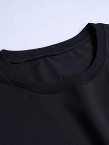 Camiseta de cuello redondo para hombre, adecuada para usar en primavera y verano. - Negro - Ver 4