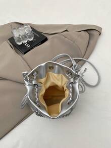 Bolso de cubo de moda, bolso de hombro versátil para ir y venir, bolso cruzado con cadena, bolso de mujer de calidad única - Plateado - Ver 4