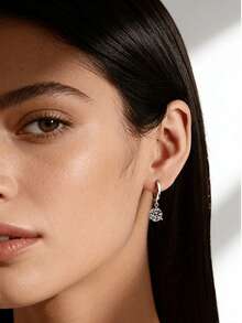 KAHOOT 1 par de pendientes de plata de ley 925 con piedras de moissanita, con 0.5ct x2, 1ct x2 o 2ct x2 de piedras de moissanita, de estilo clásico elegante y casual, minimalista pero sofisticado, con encanto retro, adecuado para uso diario, citas, bodas, fiestas, galas y eventos formales - Plateado - Ver 4