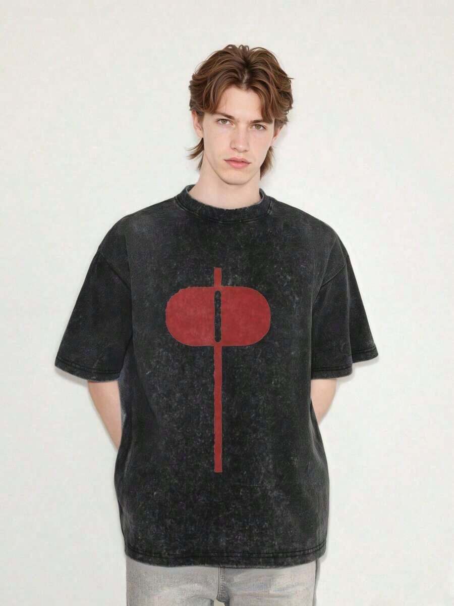 Invincible Graphic T-Shirt - Vintage Comic Book Style Tee With Bold Red & Black Design, Loose Fit Crew Neck Shirt For Men & , Soft Everyday Casual Streetwear - All-Season Comfortable Top For Comic Fans & Retro Fashion Lovers, Comic Book T Shirt, Comfortable Clothing, Retro Cartoon Design, Durable Fabric, Unisex Apparel, Street Style, Breathable Material, Short Sleeve Top, Streetwear Enthusiasts, Sports Fanwear, High Quality Apparel, Comic Fans, Loose Fit Shirt, Unisex Shirt, BoldDesigned For Versatility And Durability, This Men's Washed T-Shirt Offers A Comfortable Fit And Subtle Texture That Pairs Effortlessly With Jeans, Chinos, Or Shorts.A Versatile Addition To Any Man's Wardrobe, This Washed Cotton T-Shirt Offers A Soft, Lived-In Feel And Effortless Style.Summer Outfits For Women100 Percent Cotton Clothing - 黑色 - 查看 1