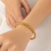 新款复古编织扭纹不锈钢手链，嘻哈风格钉子造型男女通用饰品，可叠戴的缆绳手镯，适合派对、日常佩戴和送礼。 - 手鐲 - 查看 3