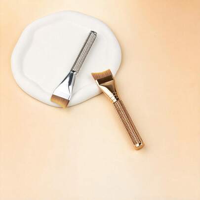 新月形水钻粉底刷，不吸油细刷毛，扁平刷头，可作粉底刷、遮瑕刷、细节刷、面膜刷、便携式化妆刷