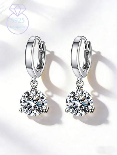 KAHOOT A Pair Of 925 Sterling Silver Moissanite Earrings, Featuring 0.5 Carat X 2, 1 Carat X 2, Or 2 Carat X 2 Pieces, With Classic Elegance, Casual Style, Simple Yet Sophisticated, And Versatile Vintage Charm. Suitable For Everyday Wear, Dates, Weddings, Banquets, Parties, Proms, And Coming-Of-Age Ceremonies