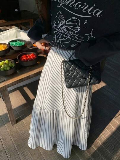 女士休闲条纹中长A字裙，百搭日常装