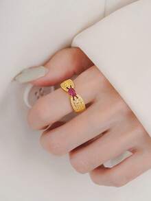 1. Bộ nhẫn đồng sáng bóng kiểu cổ điển, đính đá Zirconia tổng hợp, kiểu dáng thanh lịch và sang trọng. - Nhẫn hở phong cách cung điện - Xem 10