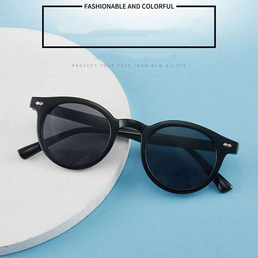 1pc Men's Fashionable Retro Square Small Frame Glasses, Suitable For Daily, Travel, Summer Beach, Street Photography - Black Frame Blue Film - View 1
