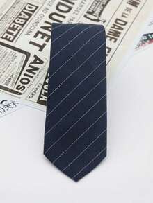 1条条纹自系领带，适合街头风、休闲日常风和英伦风。 - 彩色 - 查看 8