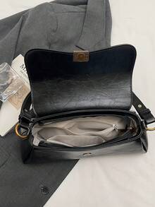 女士极简主义小众通勤腋下包，春夏新款时尚复古百搭斜挎法棍包 - 黑色 - 查看 7