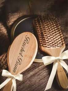 1pc Personalized Bamboo Hair Brush, Engraved Name, Anti-Static Hair Brush, Portable Hair Accessory, Wedding/Anniversary/Birthday Gift, Bridesmaid Gift, Unique Holiday/Party Souvenir, Multi-Functional, Decorative, Lettered Casual, Soft, Unique, Customized, Personalized, Ideal Gift For Her, Girlfriend, Wife, Boyfriend, Friend ,Forever Love - 多色的 - 查看 2