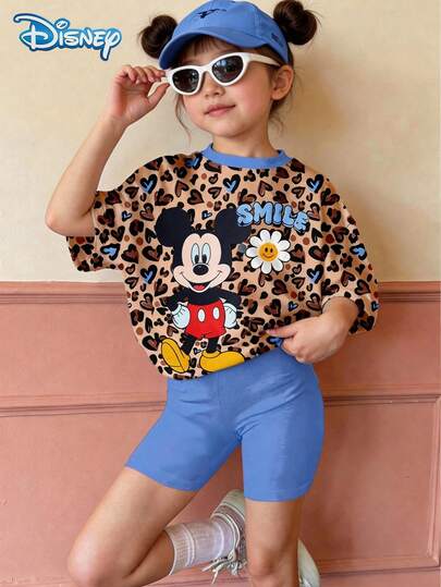 Disney 迪士尼爱心豹纹两件套，夏季女童时尚修身短裤套装，可爱花卉字母印花圆领短袖上衣搭配松紧腰纯色短裤，舒适透气，适合女孩日常休闲穿着，可爱活力时尚，亦可作为节日礼物