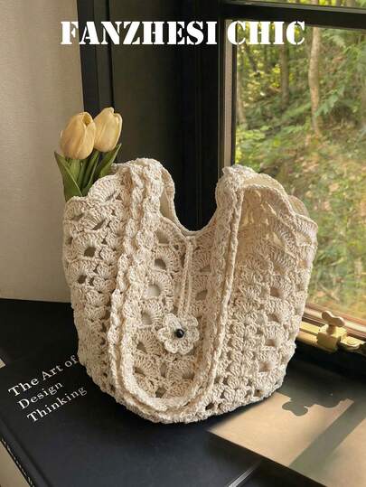 Túi đeo vai móc len dung tích lớn, túi nữ đan thủ công dung tích lớn, túi đi biển kiểu rừng mới, túi đeo vai màu trắng ngà trơn, túi tote đan rơm rỗng với quai xách đôi, sử dụng khóa nam châm chắc chắn, thích hợp cho phụ nữ đi nghỉ mát, công tác, hẹn hò, du lịch, đi chơi hàng ngày và các dịp khác.